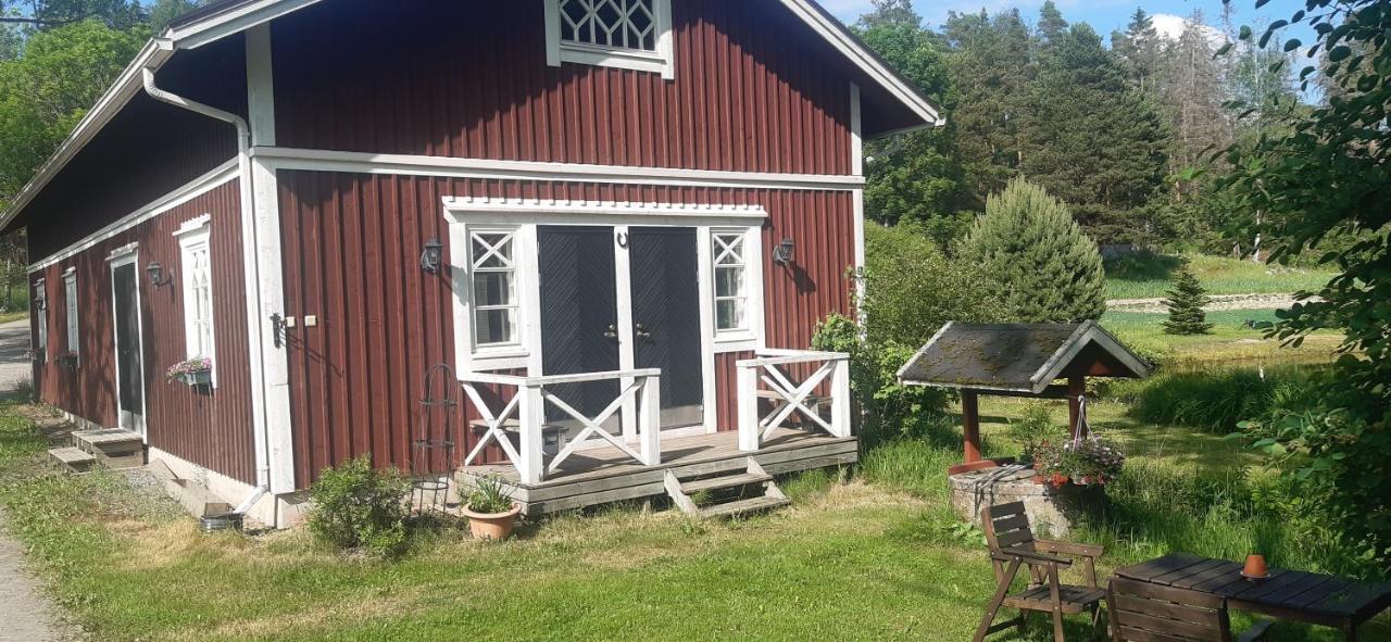 Leipyoelin Tila Bed & Breakfast Pernio Eksteriør bilde